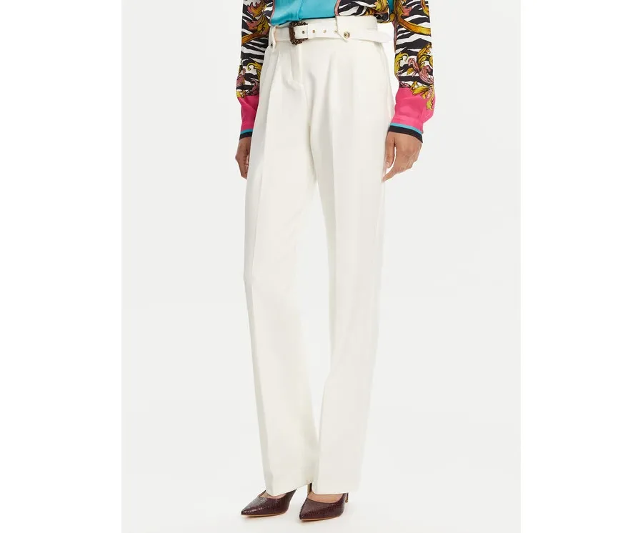 obrazek 1 Versace Jeans Couture Spodnie materiałowe 78HAA111 Biały Straight Fit