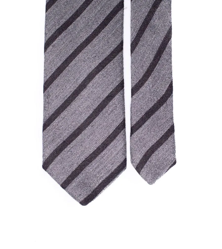 obrazek 2 Elegancki, pułkowy krawat z wełny w czarne paski