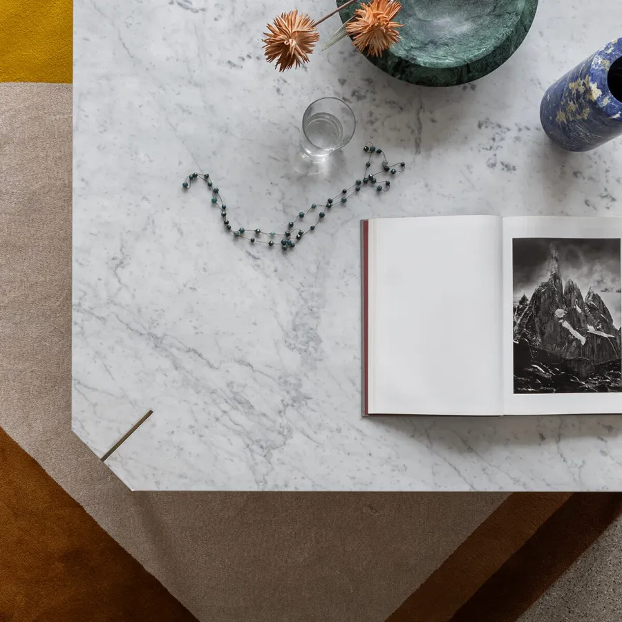 obrazek 5 Prestiżowy stolik kawowy z Włoch - styl modernistyczny