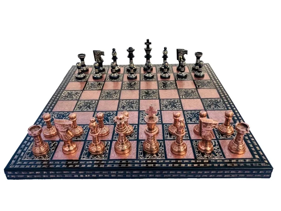 obrazek 4 Piękny komplet Ancient Art wykonany z litego mosiądzu dla miłośników szachów - The Chess Empire