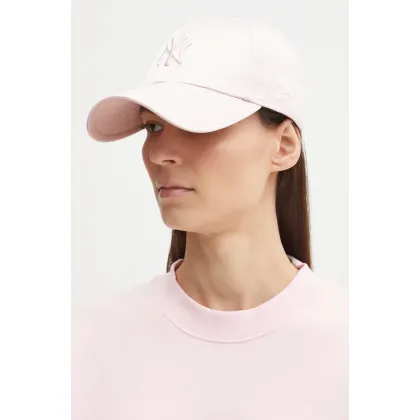 Zdjęcie New Era czapka z daszkiem WMNS Satin 940 NYY kolor różowy z aplikacją 60595369