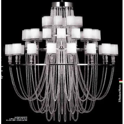 Zdjęcie Żyrandol z 40 światłami z mosiężnymi kołami z rzędami kryształowych pereł - Il Paralume Marina