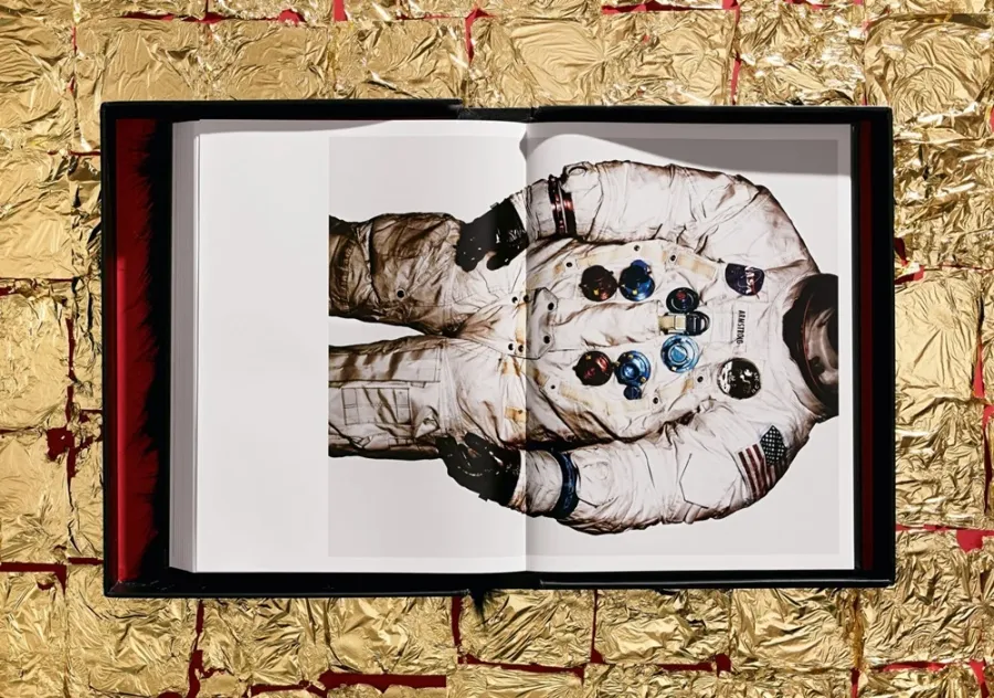obrazek 20 Książka Albert Watson. Kaos, Art Edition No. 151–200 ‘Kate Moss, Marrakech, 1993’ - Taschen