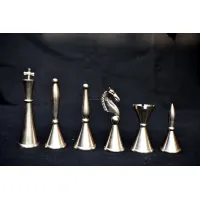 Picture A stylish set of metal chess figures - The Chess Empire