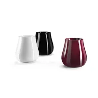 Picture A modern vase for prestigious gardens and apartments - Plust