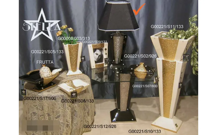 obrazek 1 Gustowna lampa czarno-platynowa na stolik