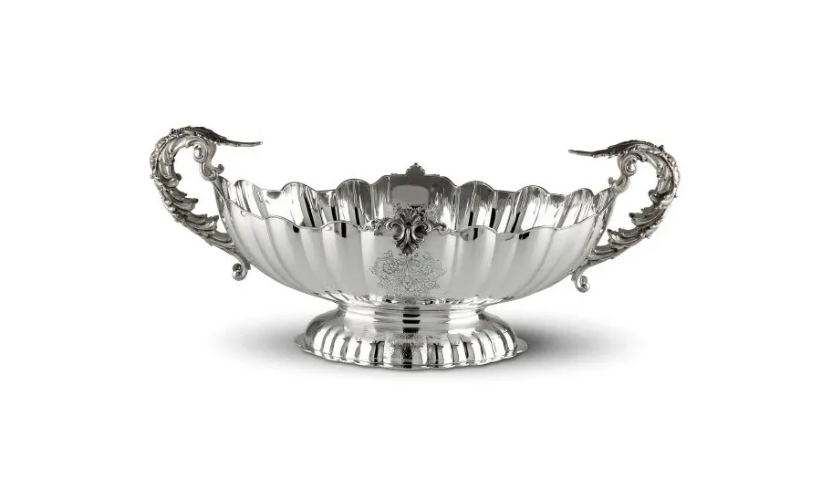 picture 1 Unique, richly decorated bowl