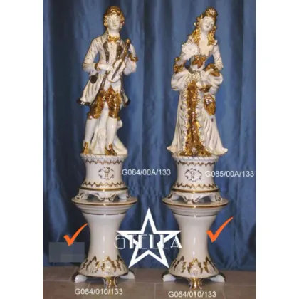 Zdjęcie Dekoracyjna ceramiczna kolumna w kolorze beżu