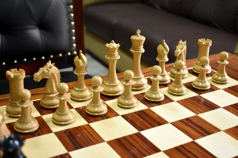 obrazek 6 Piękne figury z wykończeniem matowym do królewskiej gry - The Chess Empire