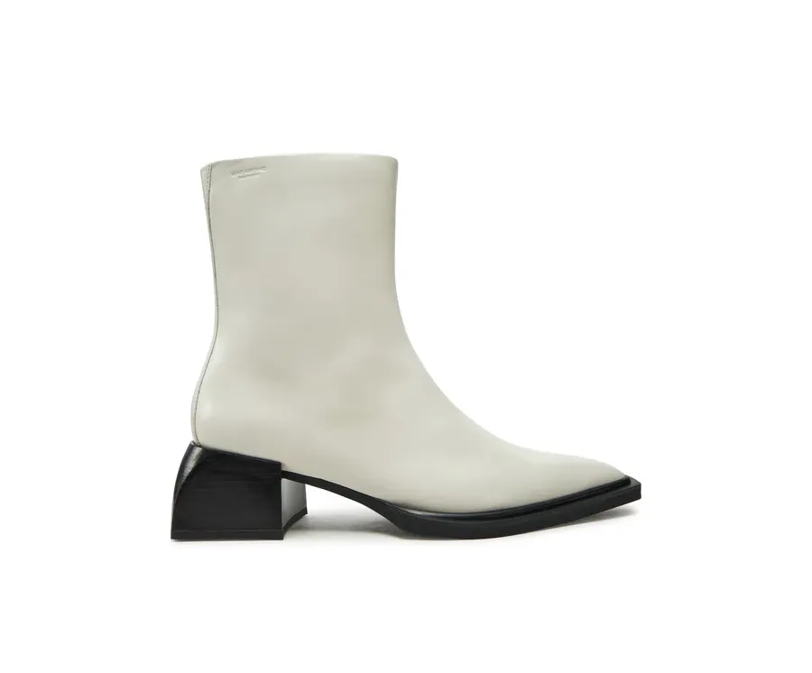 obrazek 1 Vagabond Shoemakers Botki Vivian 5453-001-01 Écru