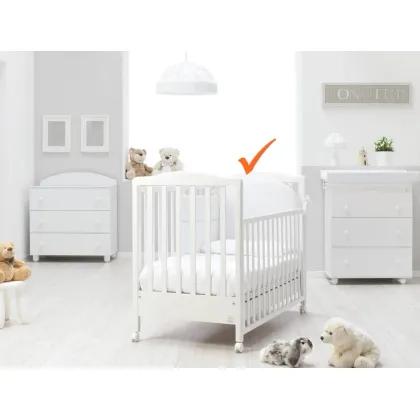 Zdjęcie Białe niemowlęce łóżeczko z Włoch - Italbaby