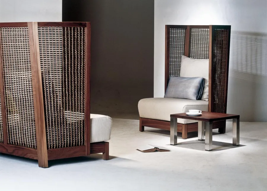 obrazek 5 Nietuzinkowa rattanowa sofa do salonu firmy Kenneth Cobonpue