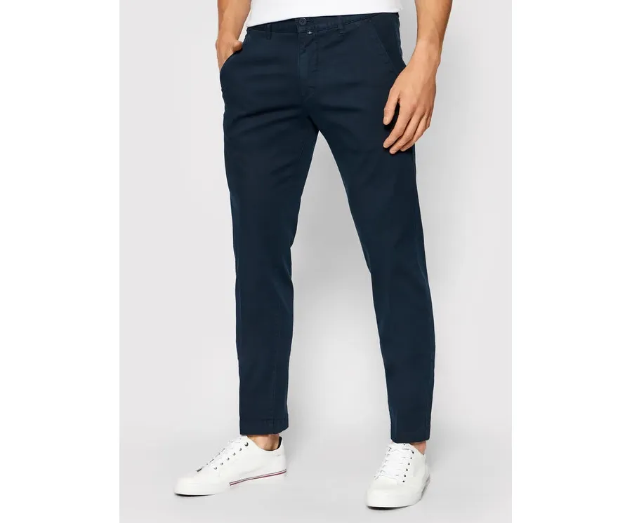 obrazek 1 Marc O'Polo Chinosy B21 0108 10064 Granatowy Tapered Fit