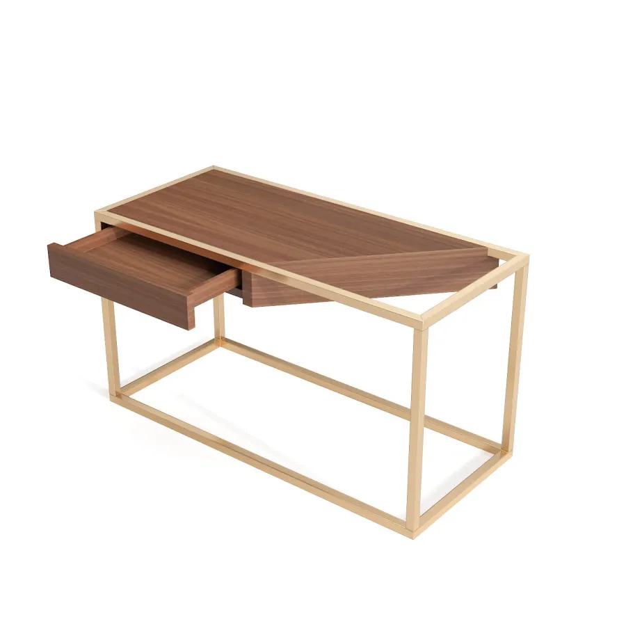 obrazek 4 Portugalski stolik z blatem z drewna orzechowego i szczotkowanego mosiądzu