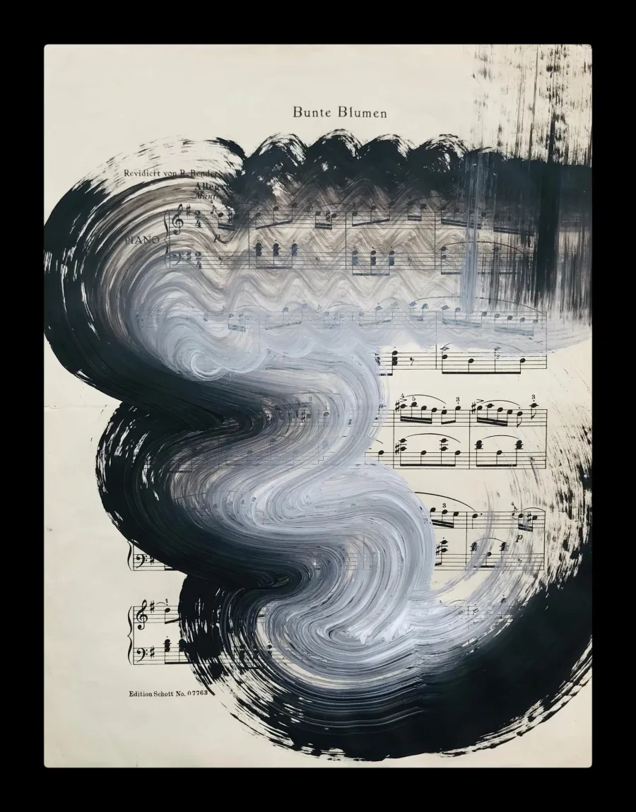 obrazek 1 Black no 26. Akryl na starych, archiwalnych nutach, 34 x 27 cm