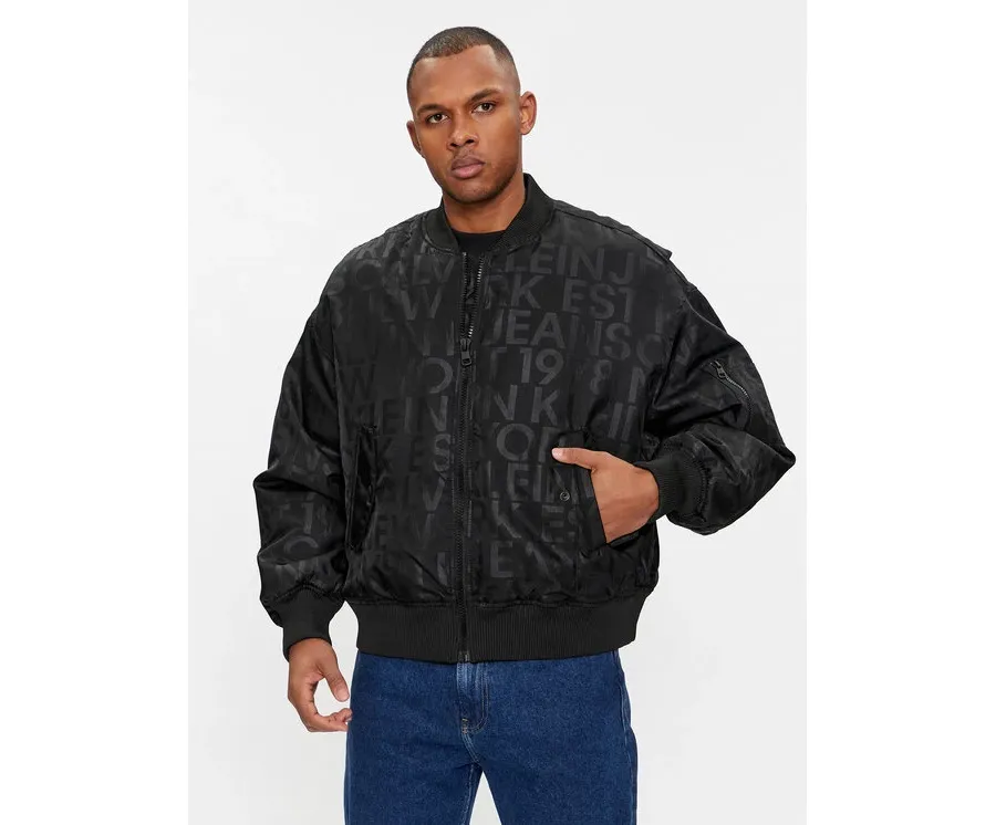 obrazek 1 Calvin Klein Jeans Kurtka bomber Logo Aop J30J324658 Czarny Oversize
