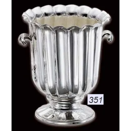 Picture Large silver cooler/container, model 351