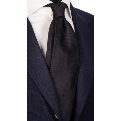Zdjęcie Ciemnoniebieski, elegancki krawat w mikrokostkę