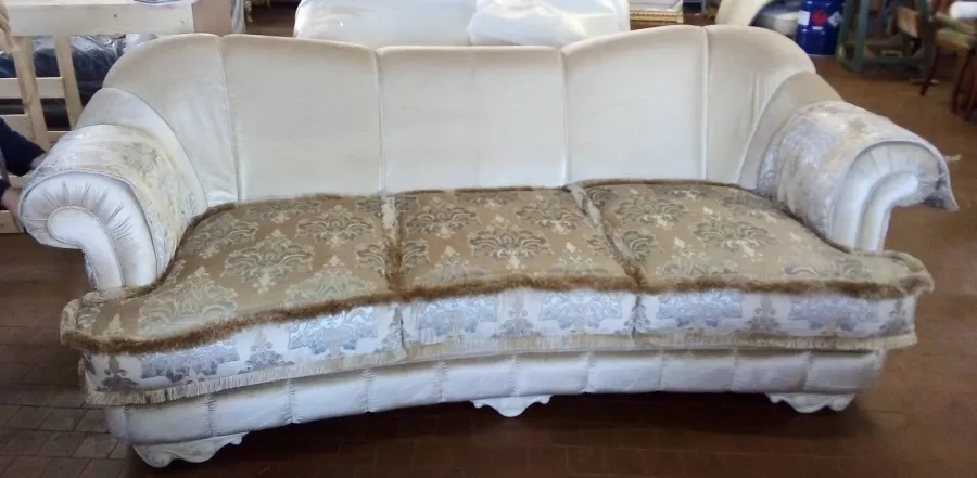 obrazek 1 Piękna klasyczna duża sofa