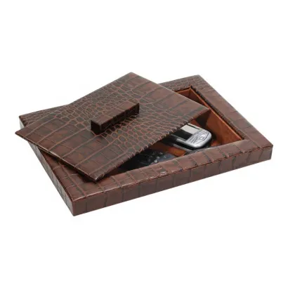 Zdjęcie Niespotykana skórzana skrytka - nie tylko na piloty!