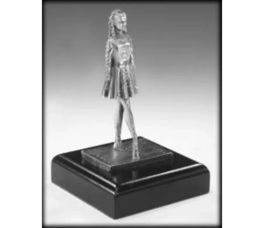 obrazek 1 Luksusowa statuetka – nagroda przedstawiająca tancerkę wykonana z pewteru
