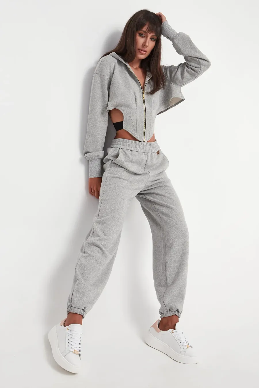 obrazek 1 Spodnie dresowe damskie VERSACE JEANS COUTUTRE Versace Jeans Couture