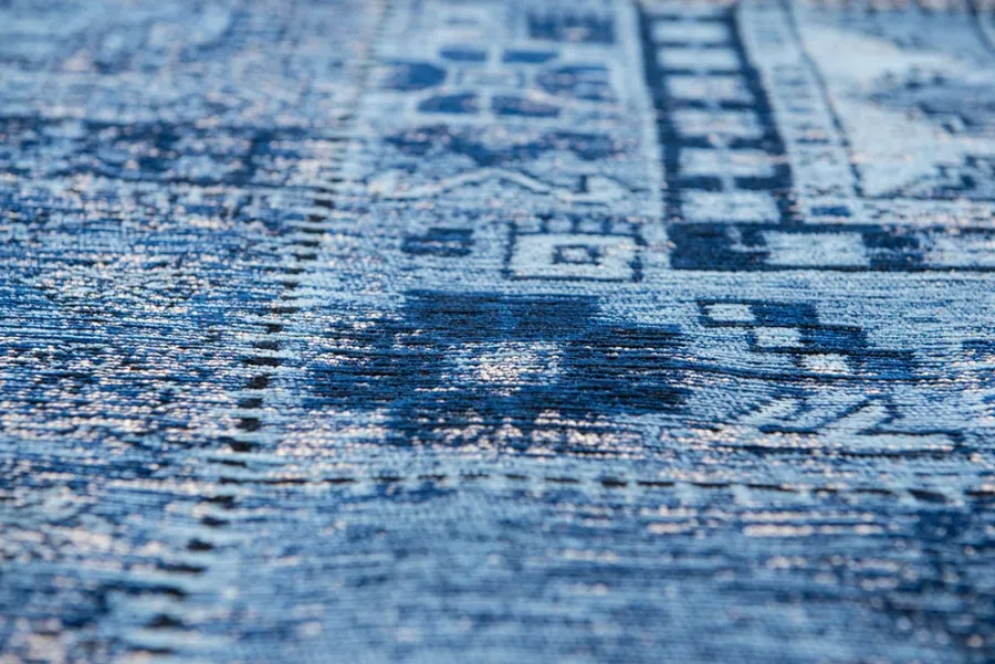 obrazek 4 Nieszablonowy niebieski dywan patchwork - TUAREG BLUE 8781
