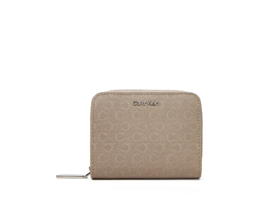 obrazek 1 Calvin Klein Mały Portfel Damski Ck Must Aop Md Zip Around W Flap LV04F1037G Beżowy
