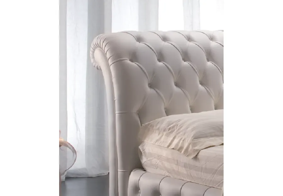obrazek 2 Łózko ze skóry do materaca 180x200cm w stylu chesterfield