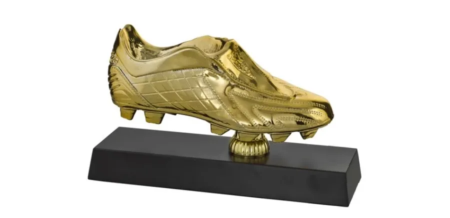 picture 1 Honorable mention for the football player - Astra Argenti sports shoe