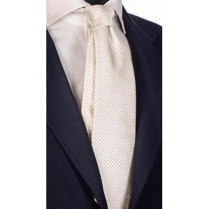 Zdjęcie Elegancki krawat jedwabny od włoskiego producenta