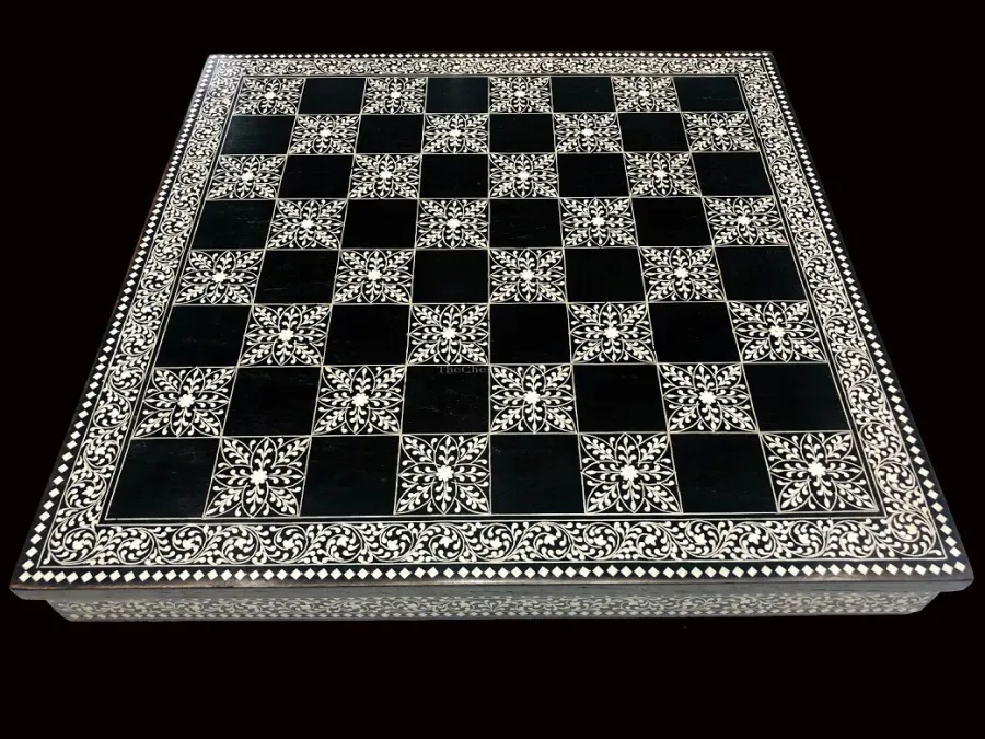 obrazek 5 Niezwykle zdobiona plansza Kashmiri idealna dla miłośników szachów - The Chess Empire