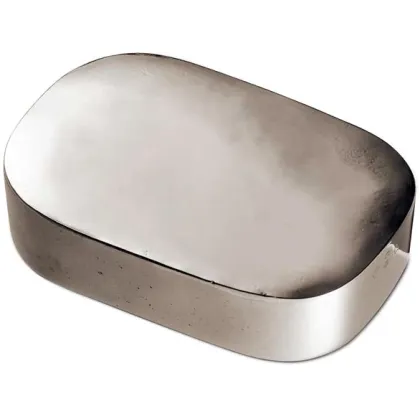 Picture A box for trinkets made of pewter