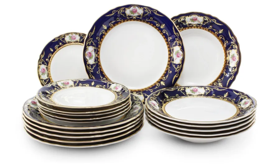 obrazek 1 Luksusowy klasyczny 18-elementowy komplet porcelanowych talerzy zdobiony motywem róż - Leander