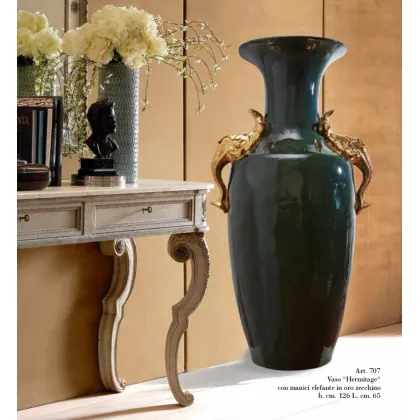 Zdjęcie Czarny wazon Hermitage z uchwytami w kształcie słoni