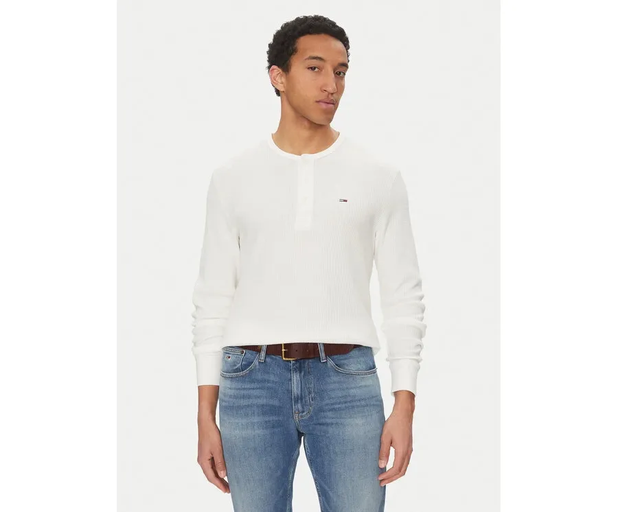 obrazek 1 Tommy Jeans Longsleeve Henley DM0DM20379 Biały Regular Fit