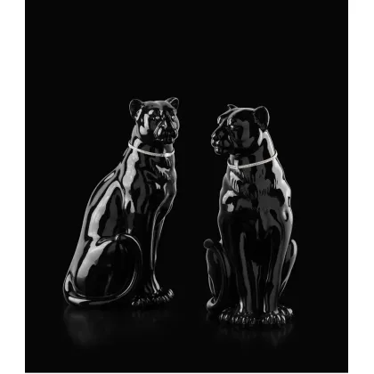 Picture A puma figurine - a decoration for the living room