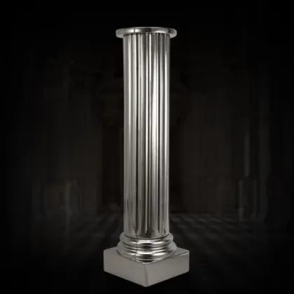 Zdjęcie Klasyczna kolumna do wnętrza