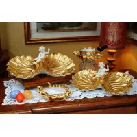 Picture Beautiful shell - white, gold - Bruno Costenaro