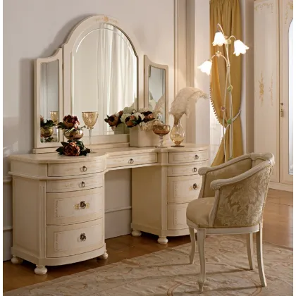 Zdjęcie Włoska barokowa toaletka do wyjątkowej sypialni