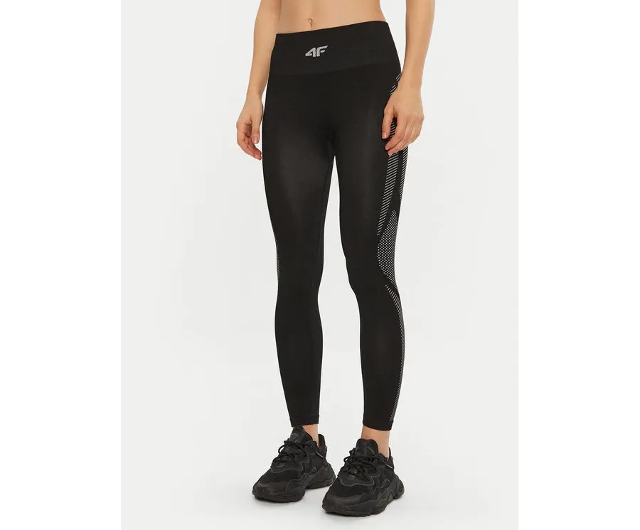 obrazek 1 4F Bielizna termoaktywna dolna 4FWAW24USEAF159 Czarny Slim Fit