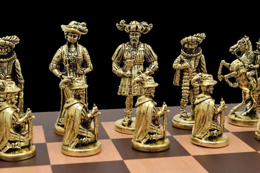 obrazek 1 Stylowe pionki szachowe The Rococo wykonane ze stopu cynku - The Chess Empire