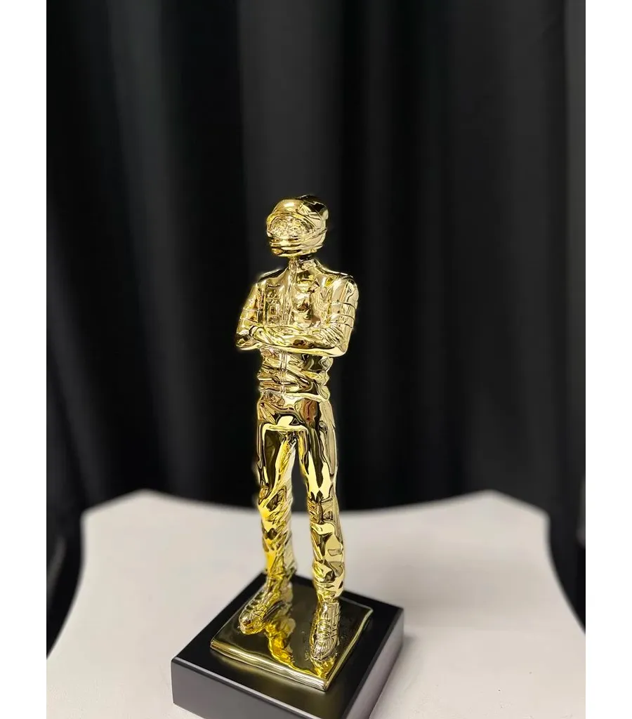 obrazek 3 Trofeum dla rajdowca