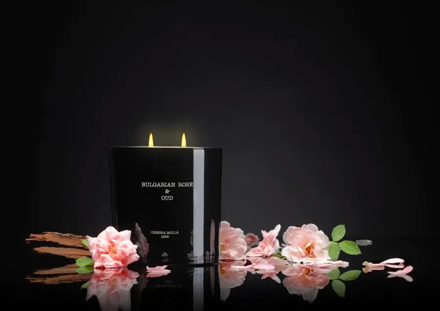 obrazek 1 Cereria Molla Świeca XL 600 gr. Bulgarian Rose and Oud