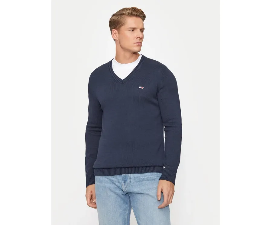 obrazek 1 Tommy Jeans Sweter Essential DM0DM19429 Granatowy Slim Fit