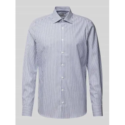Zdjęcie Koszula biznesowa o kroju slim fit z kołnierzykiem typu kent