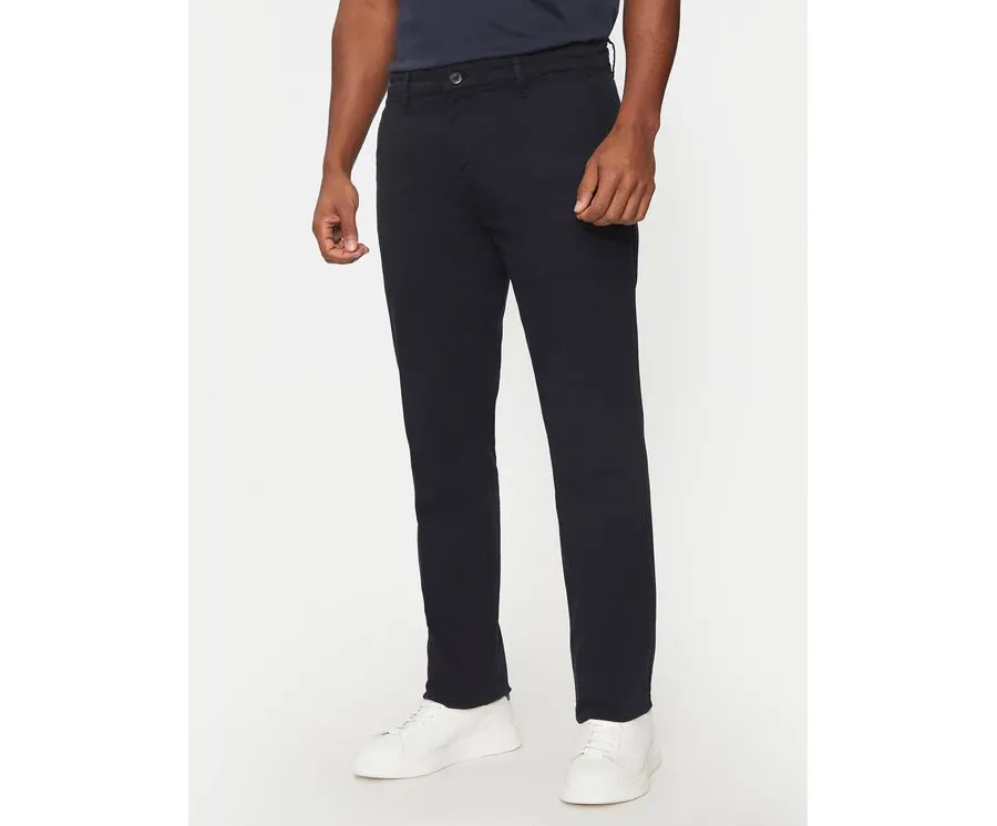 obrazek 1 Guess Spodnie materiałowe M4BB16 WGHG1 Niebieski Regular Fit