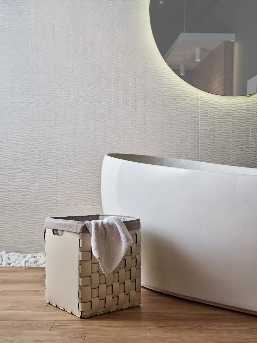 obrazek 3 Stylowy czarny kosz Bottega 35x35xH40 cm wykonany z naturalnej skóry