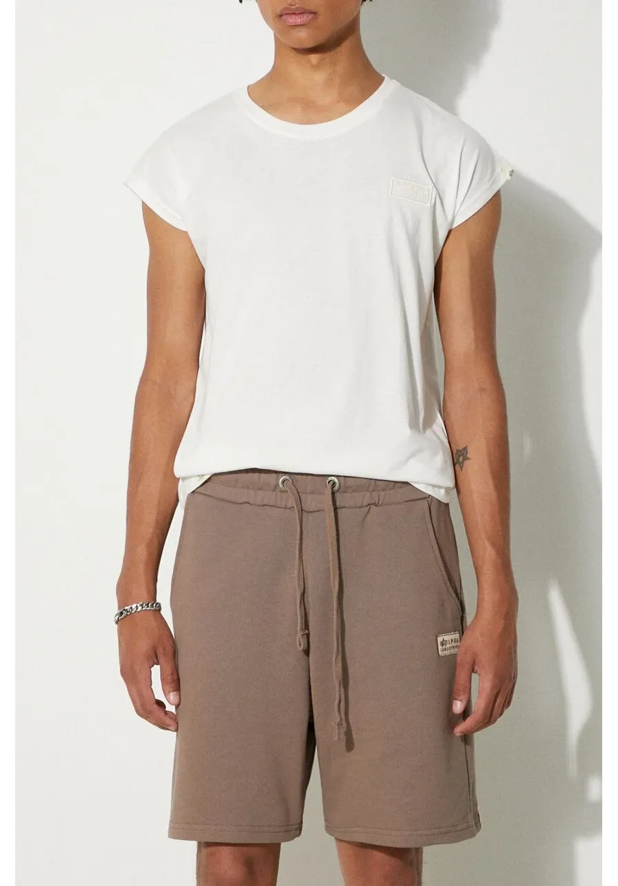 obrazek 1 Alpha Industries szorty bawełniane kolor brązowy 106365.628-BRAZOWY