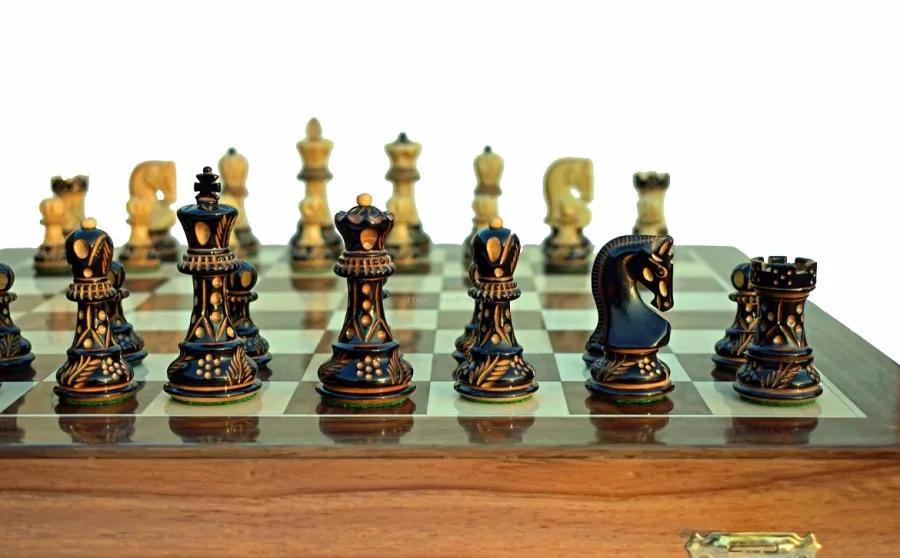 obrazek 4 Rewelacyjny drewniany pakiet do gry w szachy - The Chess Empire